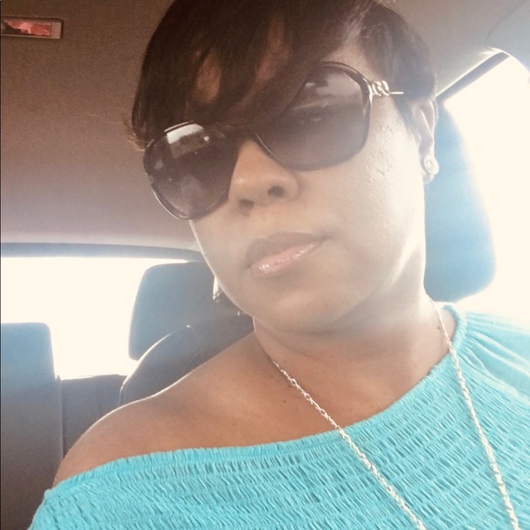 Top - Picture 5 of 5